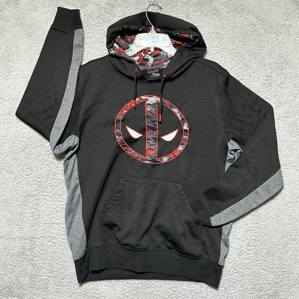 Marvel Deadpool Movie Logo Black/ Red Camo Hoodie Pullover Adult Medium See Pics